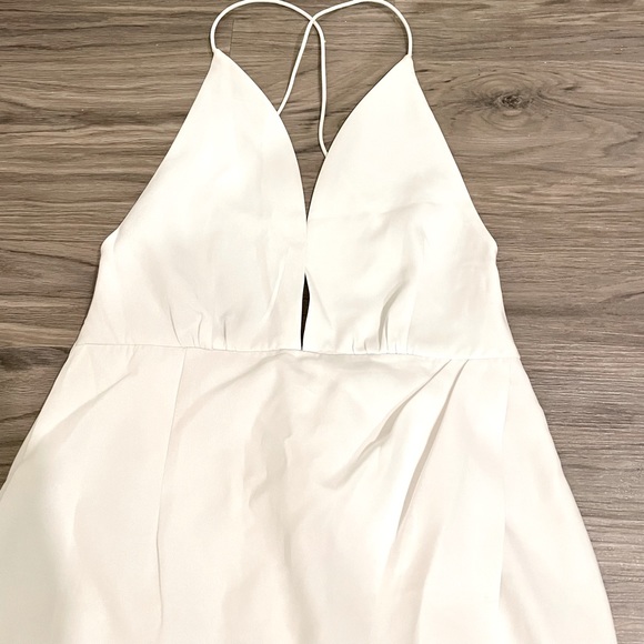 White open back strap dress sz M - Picture 5 of 6